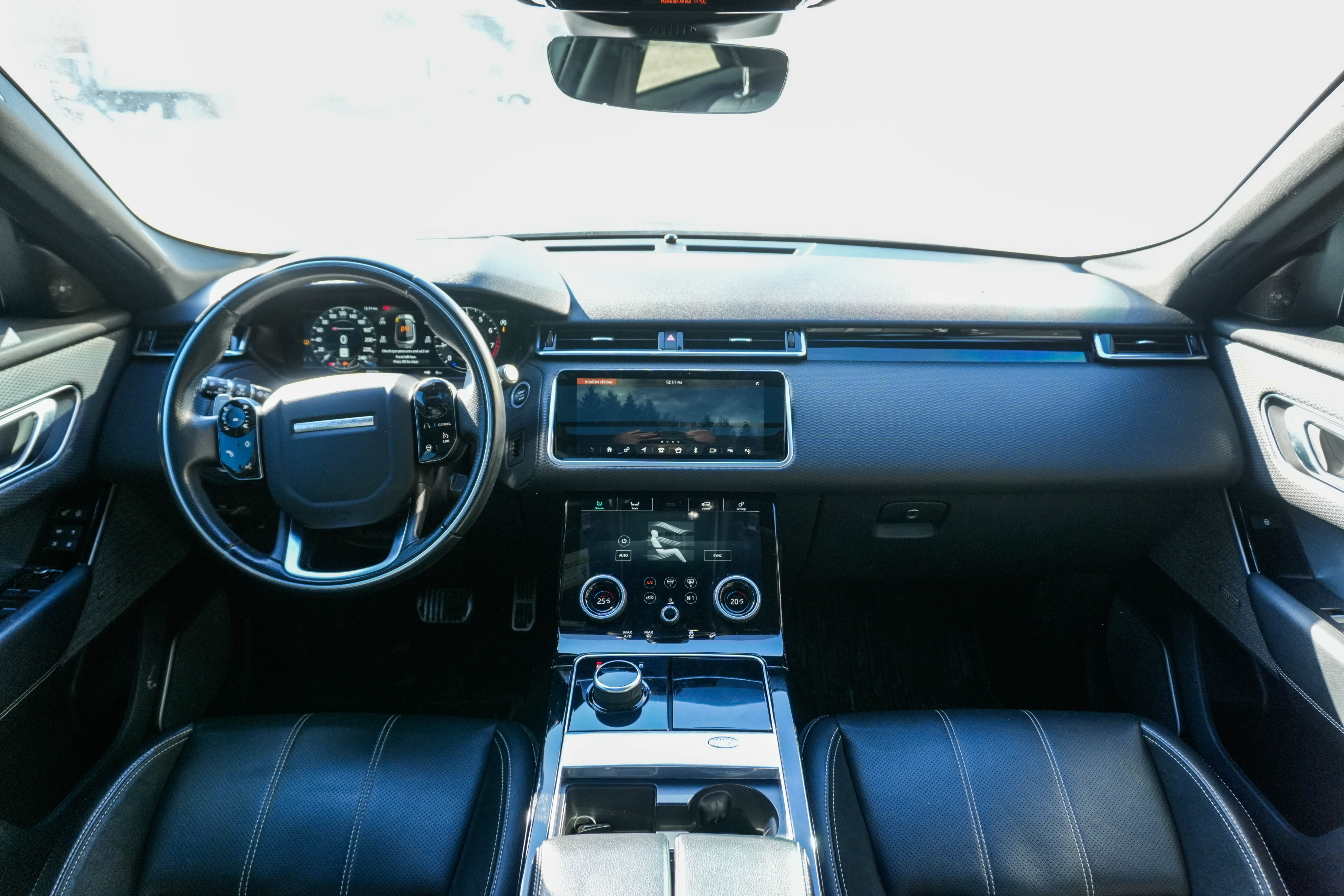 Black 2019 Land Rover Range Rover Velar SUV / Crossover Automatic